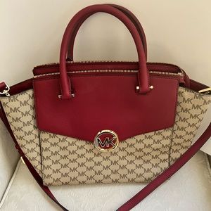 Michael Kors purse